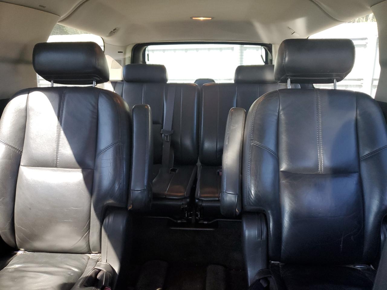 2007 GMC Yukon VIN 1GKFK66867J317018 Copart auction photo, normal wear damage thumbnail 10