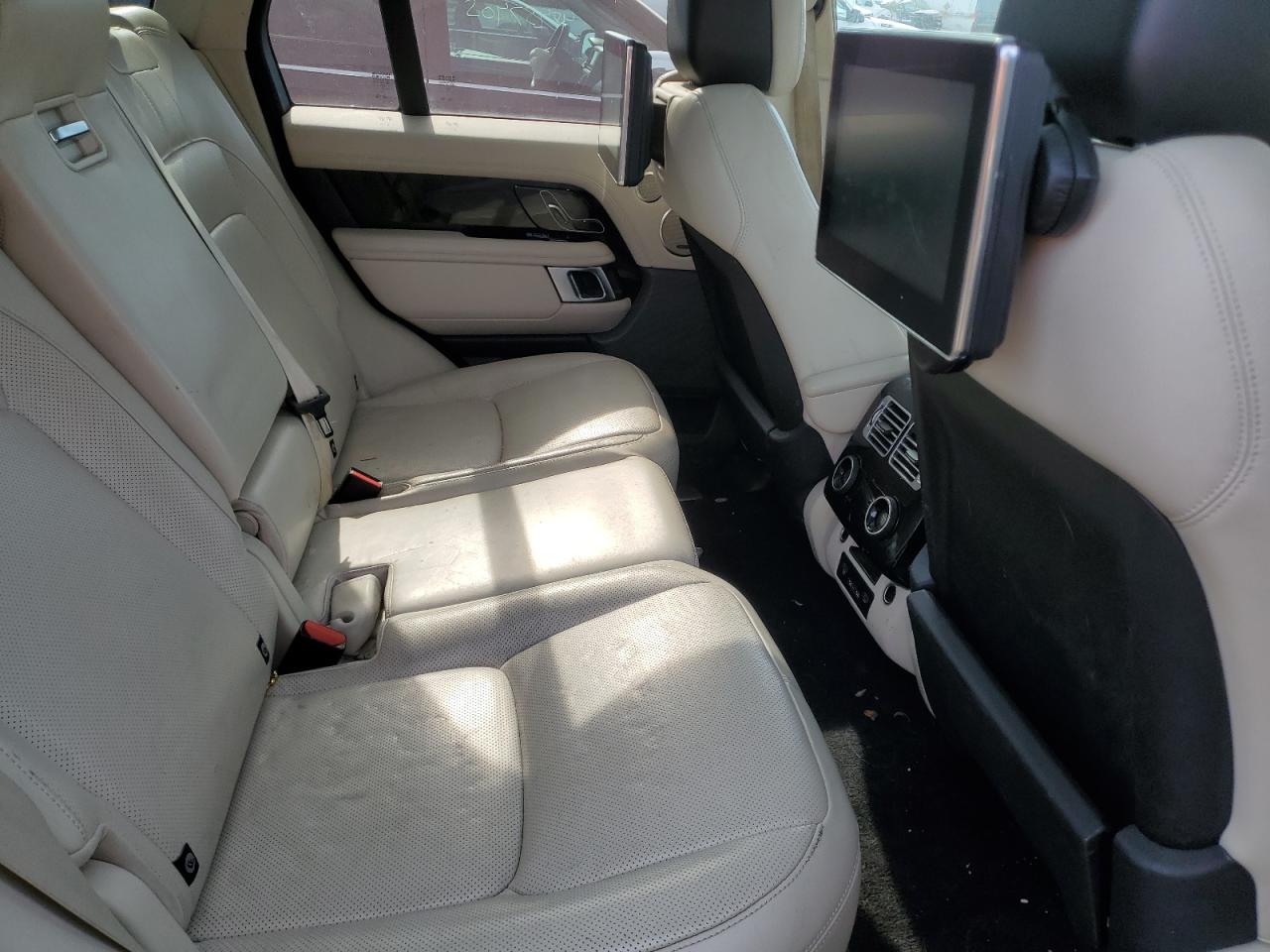 2019 Land Rover Range Rover VIN SALGS2SV2KA529386 Copart auction photo, undercarriage / front end damage thumbnail 11