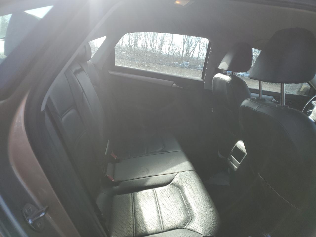 2015 Volkswagen Passat VIN 1VWAT7A37FC056597 Copart auction photo, front end damage thumbnail 10