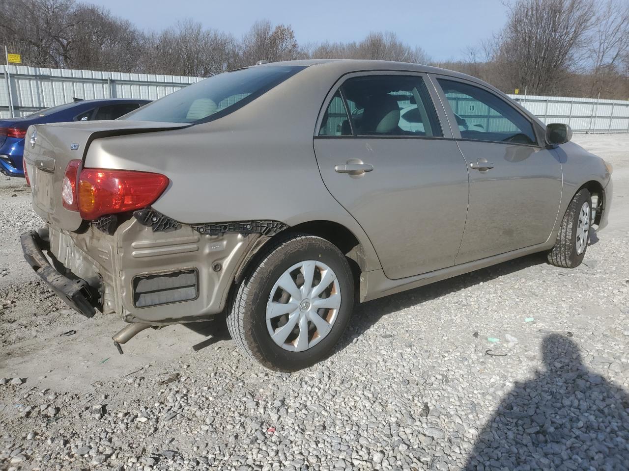 2010 Toyota Corolla VIN 1NXBU4EE0AZ173113 Copart auction photo, hail / rear end damage thumbnail 3