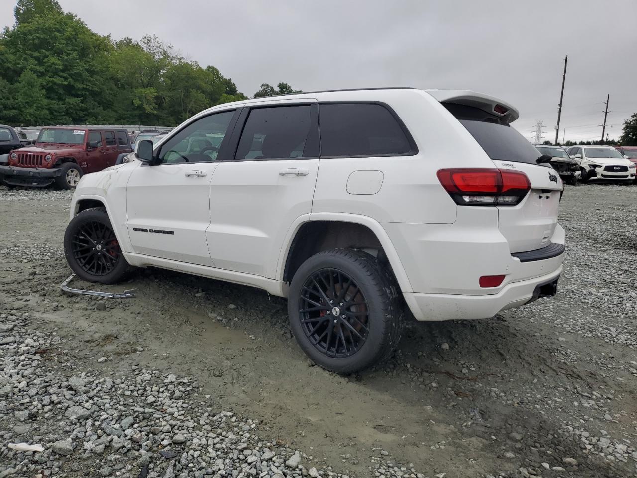 2018 Jeep Grand Cherokee VIN 1C4RJFAG4JC504232 Copart auction photo, front end damage thumbnail 2