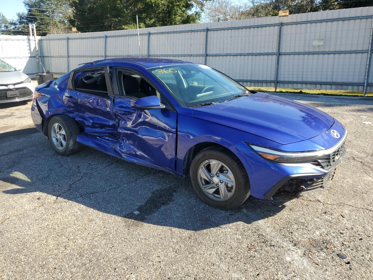 2024 Hyundai Elantra VIN KMHLL4DG8RU722448 Copart auction photo, side / front end damage thumbnail 4