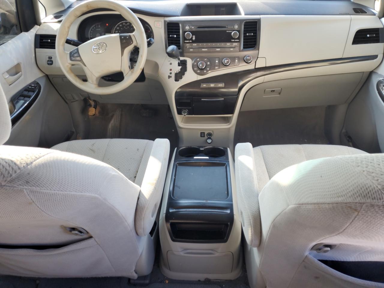 2011 Toyota Sienna VIN 5TDKK3DC2BS078207 Copart auction photo, all over damage thumbnail 8