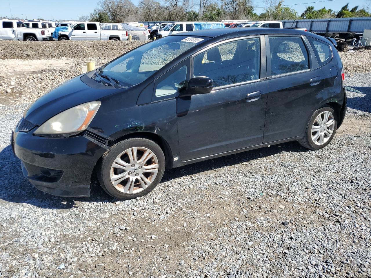 2011 Honda Fit VIN JHMGE8H55BC014281