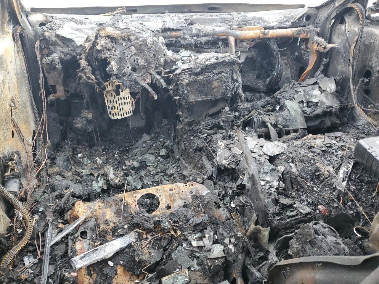 2015 Volkswagen Passat VIN 1VWAT7A3XFC102195 Copart auction photo, burn damage thumbnail 8