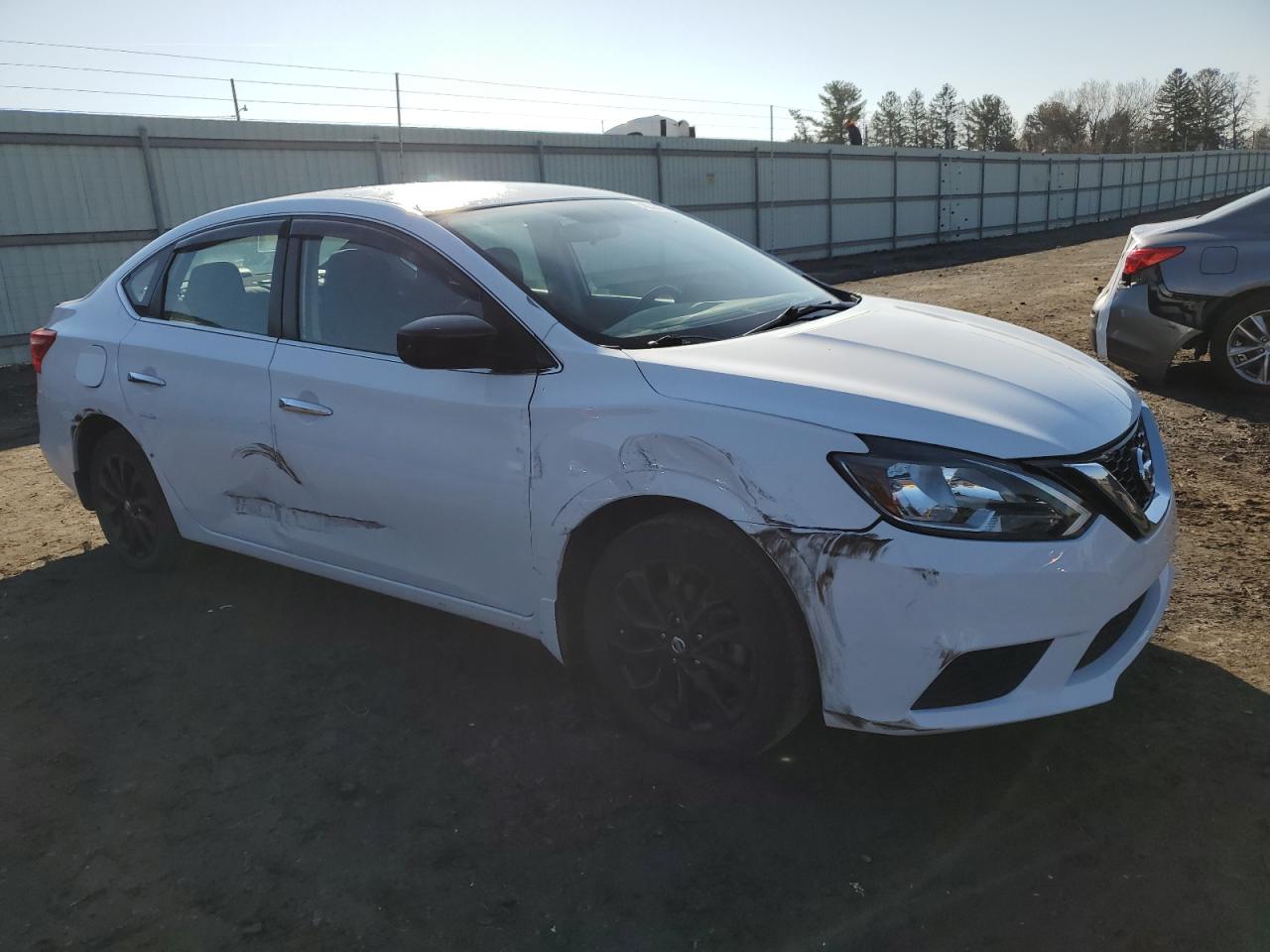 2018 Nissan Sentra VIN 3N1AB7AP8JY328604 Copart auction photo, side / front end damage thumbnail 4