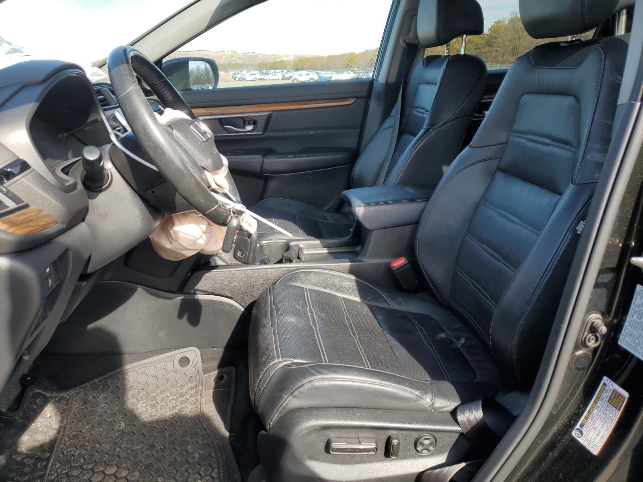 2019 Honda CR-V VIN 2HKRW2H81KH623256 Copart auction photo, front end / minor dent/scratches damage thumbnail 7