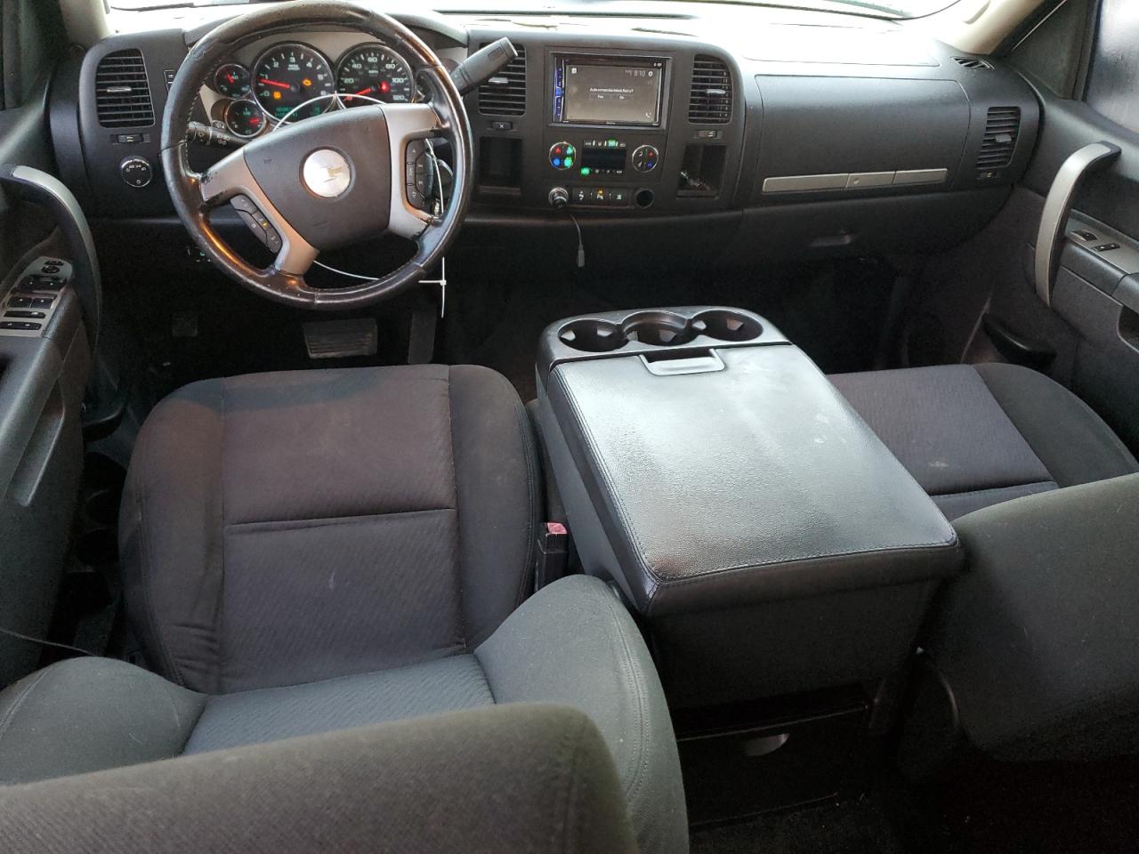 2011 Chevrolet Silverado VIN 3GCPCSE00BG176118 Copart auction photo, rear end / minor dent/scratches damage thumbnail 8
