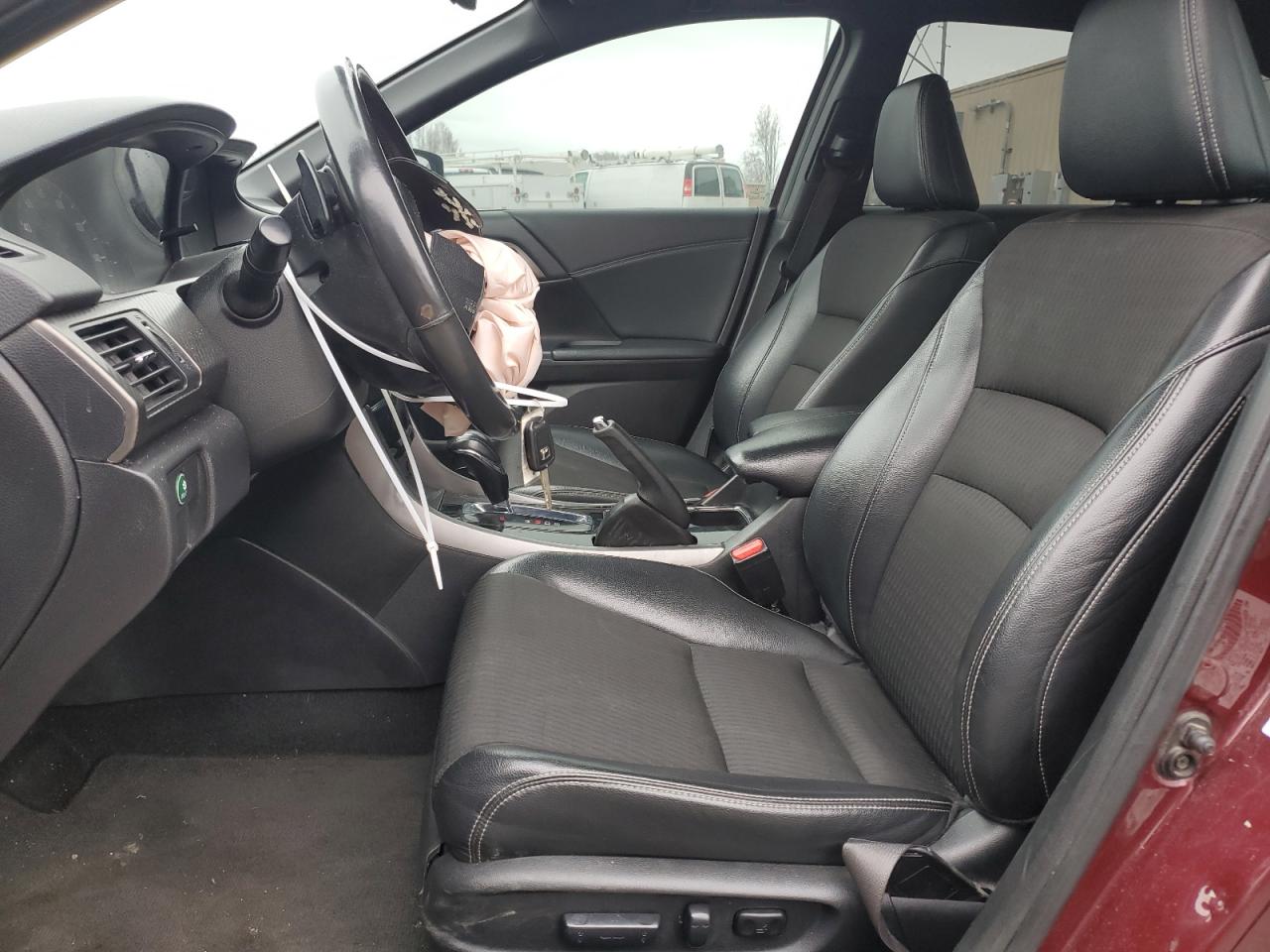 2017 Honda Accord VIN 1HGCR2F58HA307280 Copart auction photo, front end / side damage thumbnail 7