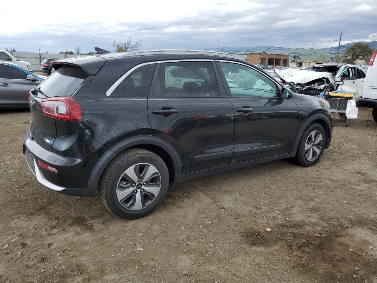 2017 KIA Niro VIN KNDCB3LCXH5062910 Copart auction photo, mechanical damage thumbnail 3