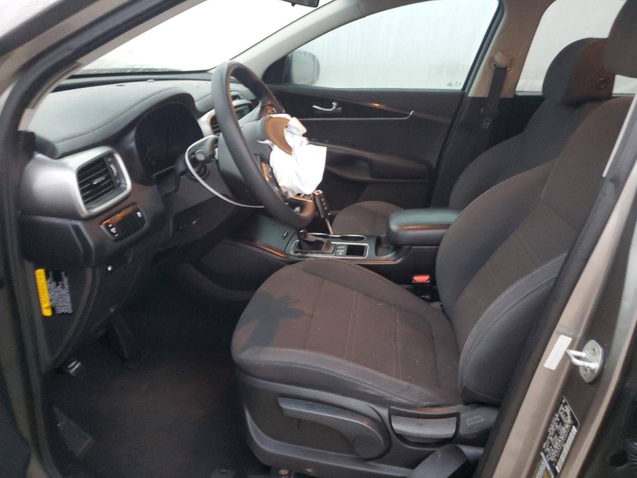 2017 KIA Sorento VIN 5XYPG4A3XHG262575 Copart auction photo, front end damage thumbnail 7