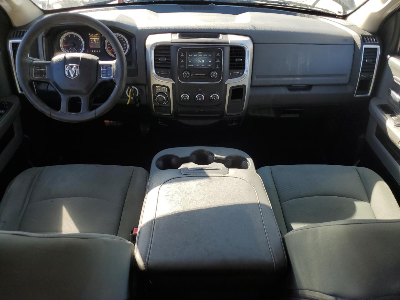 2015 RAM 1500 VIN 1C6RR6GG5FS552858 Copart auction photo, front end / side damage thumbnail 8