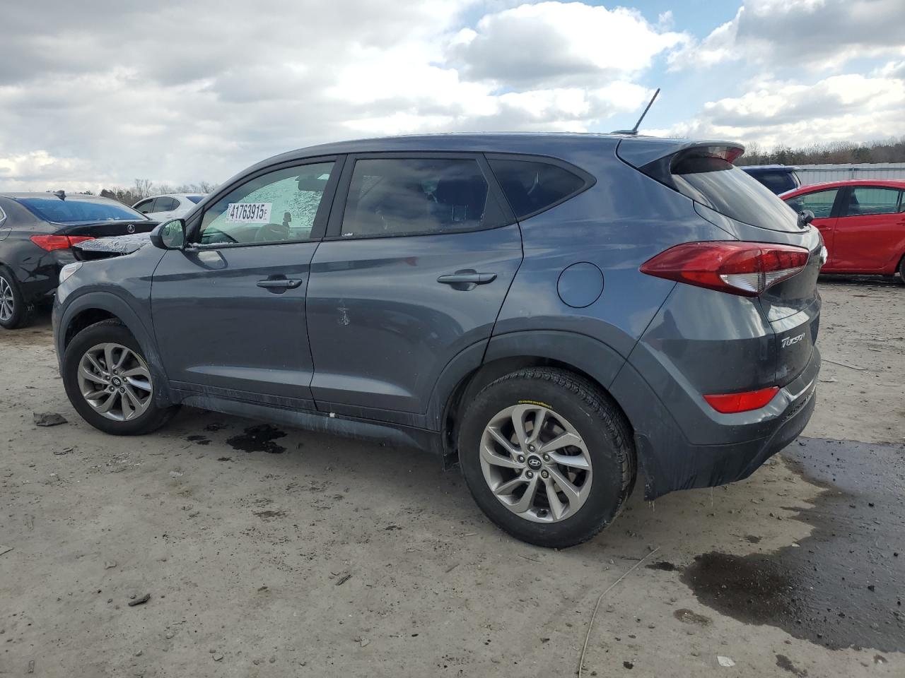 2017 Hyundai Tucson VIN KM8J23A42HU527359 Copart auction photo, front end / minor dent/scratches damage thumbnail 2