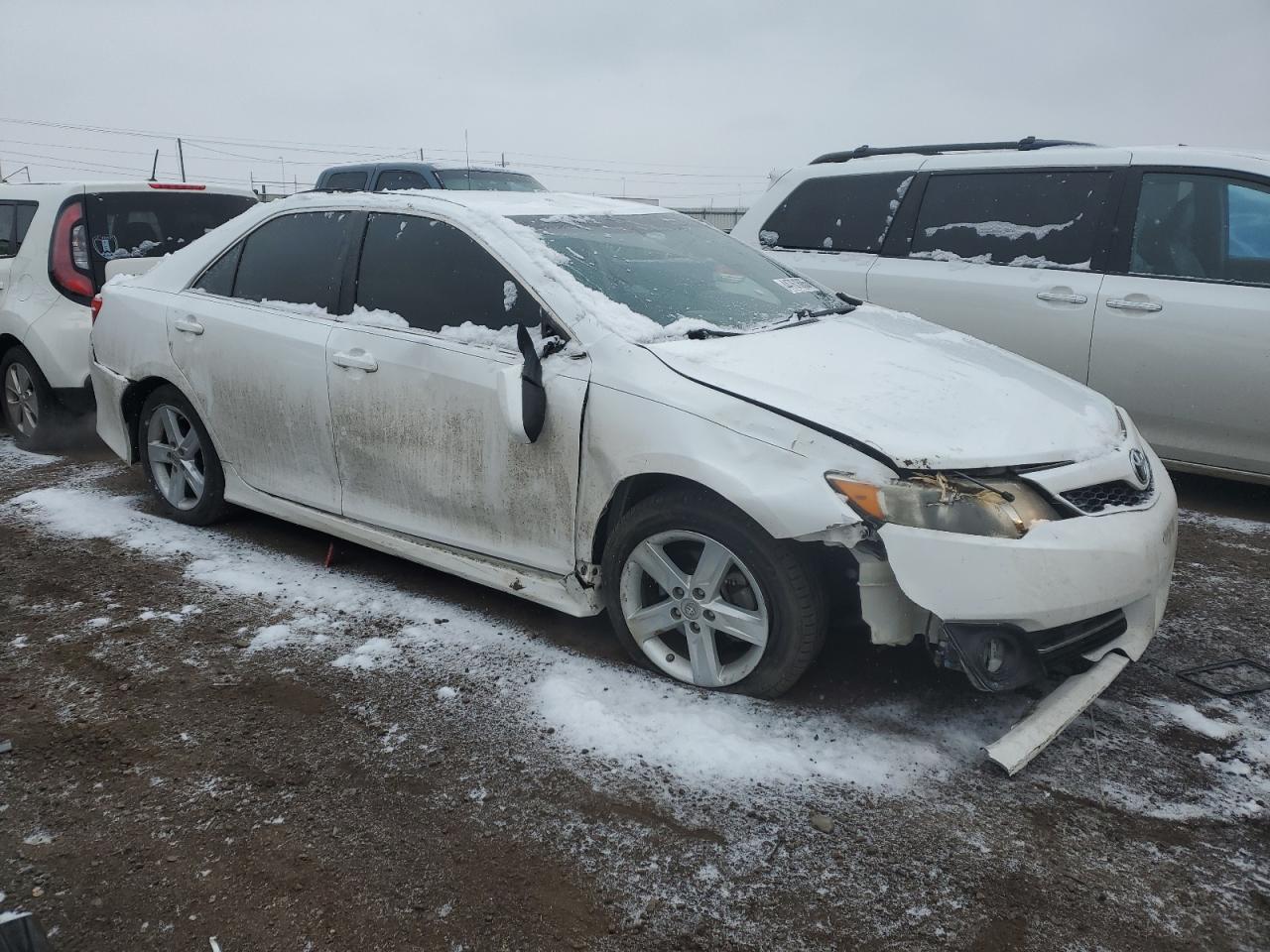 2014 Toyota Camry VIN 4T1BF1FK8EU817735 Copart auction photo, front end / rear end damage thumbnail 4