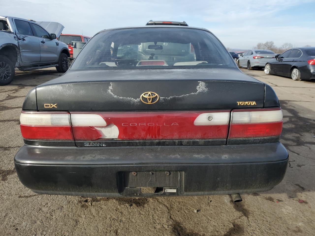 1997 Toyota Corolla VIN 2T1BB02E5VC205175 Copart auction photo, side / front end damage thumbnail 6