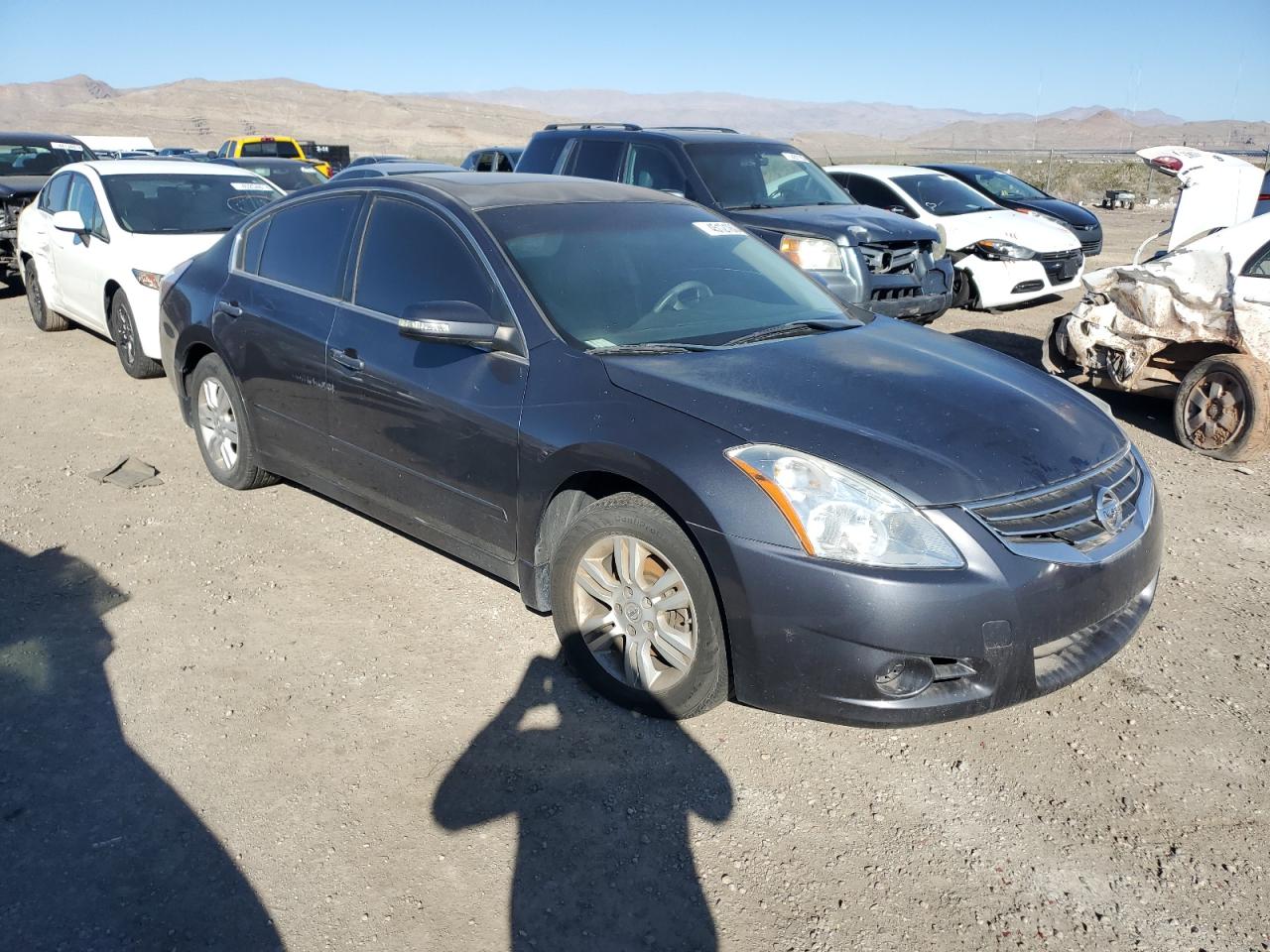 2011 Nissan Altima VIN 1N4AL2AP0BN476201 Copart auction photo, minor dent/scratches damage thumbnail 4