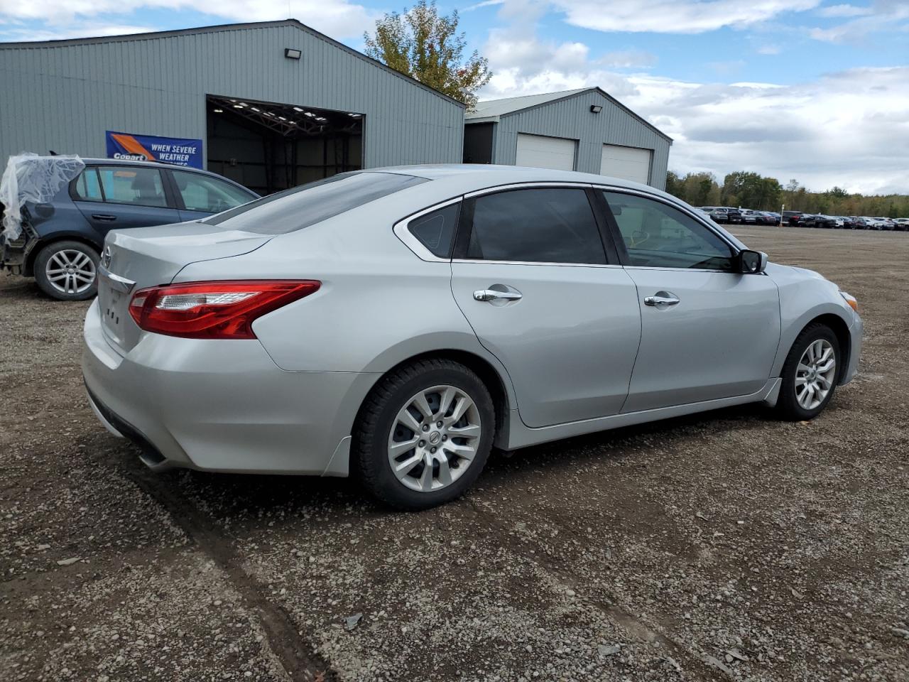 2016 Nissan Altima VIN 1N4AL3AP5GN359677 Copart auction photo, side / minor dent/scratches damage thumbnail 3