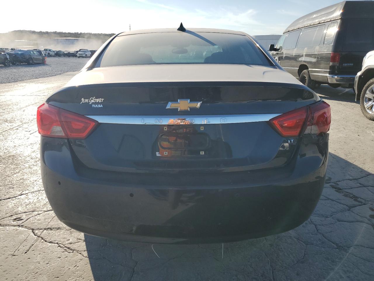2016 Chevrolet Impala VIN 2G1105SA6G9152722 Copart auction photo, rear end / minor dent/scratches damage thumbnail 6