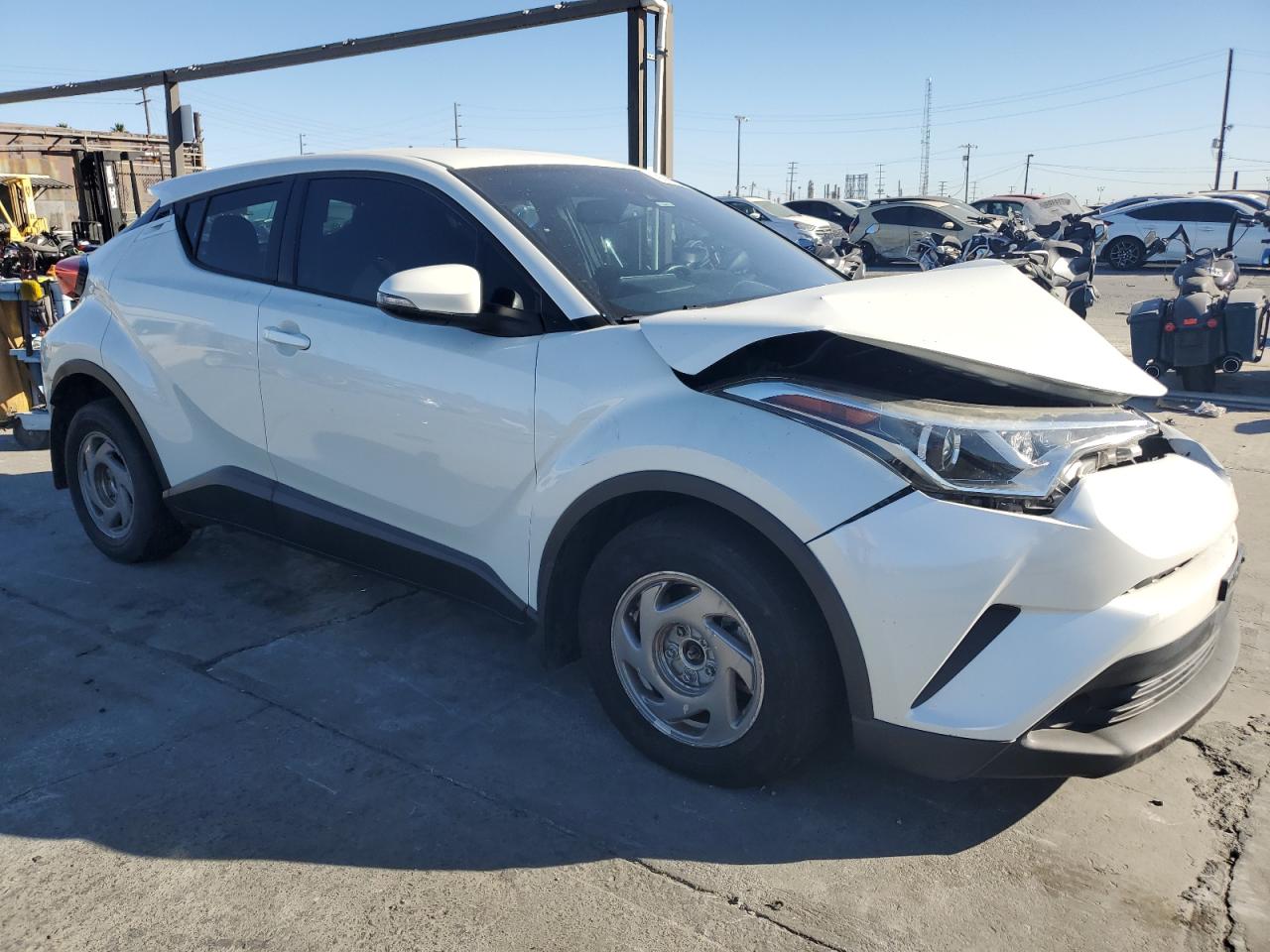 2018 Toyota C-HR VIN NMTKHMBX8JR028306 Copart auction photo, front end damage thumbnail 4