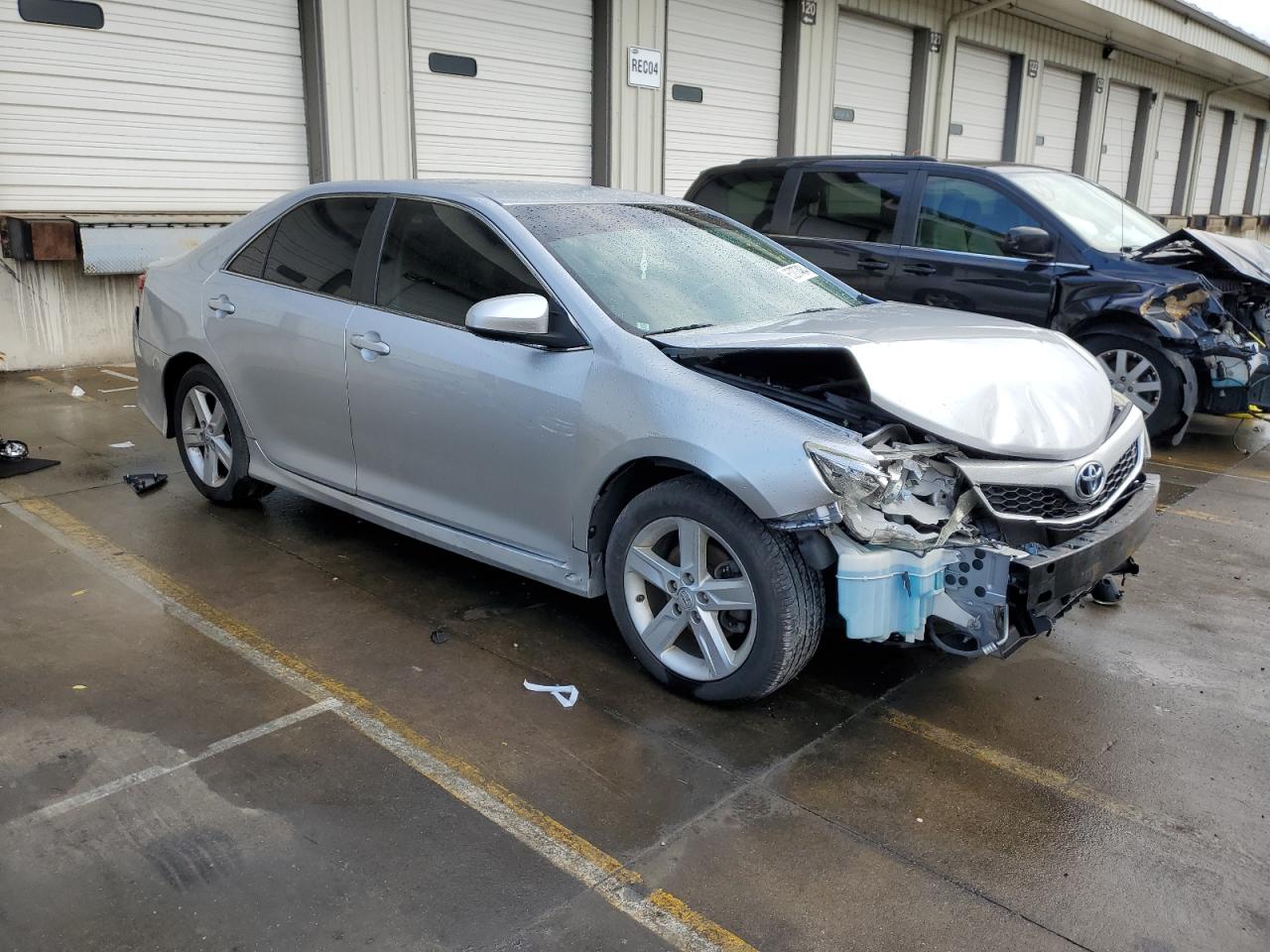 2014 Toyota Camry VIN 4T1BF1FKXEU313168 Copart auction photo, front end / rear end damage thumbnail 4