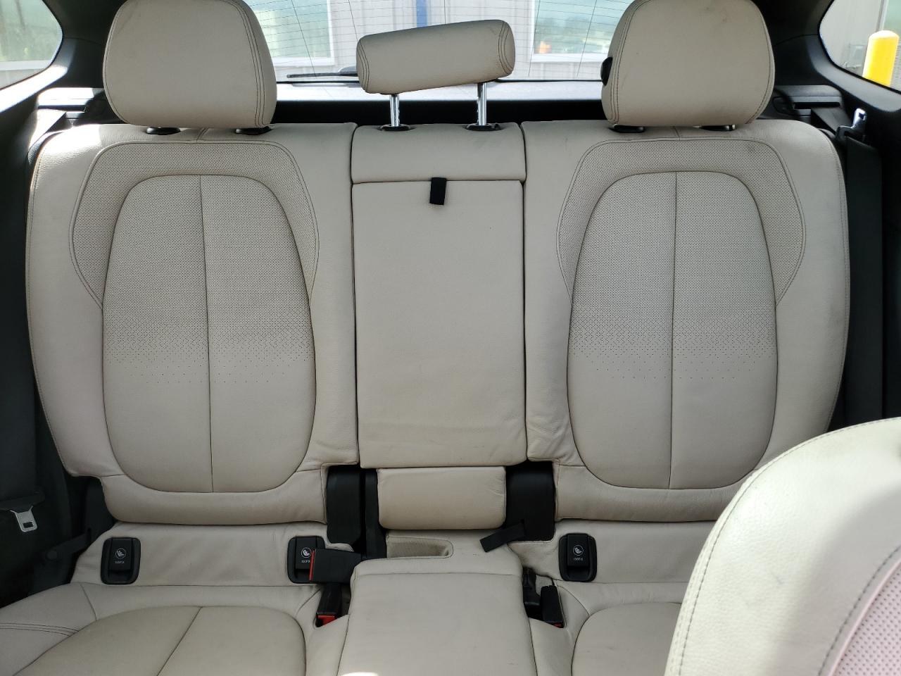 2016 BMW X1 VIN WBXHT3C34G5E48410 Copart auction photo, water/flood damage thumbnail 10