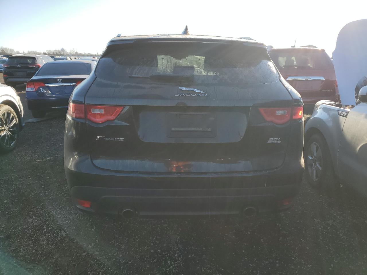 2019 Jaguar F-Pace VIN SADCK2GX4KA363876 Copart auction photo, front end / side damage thumbnail 6