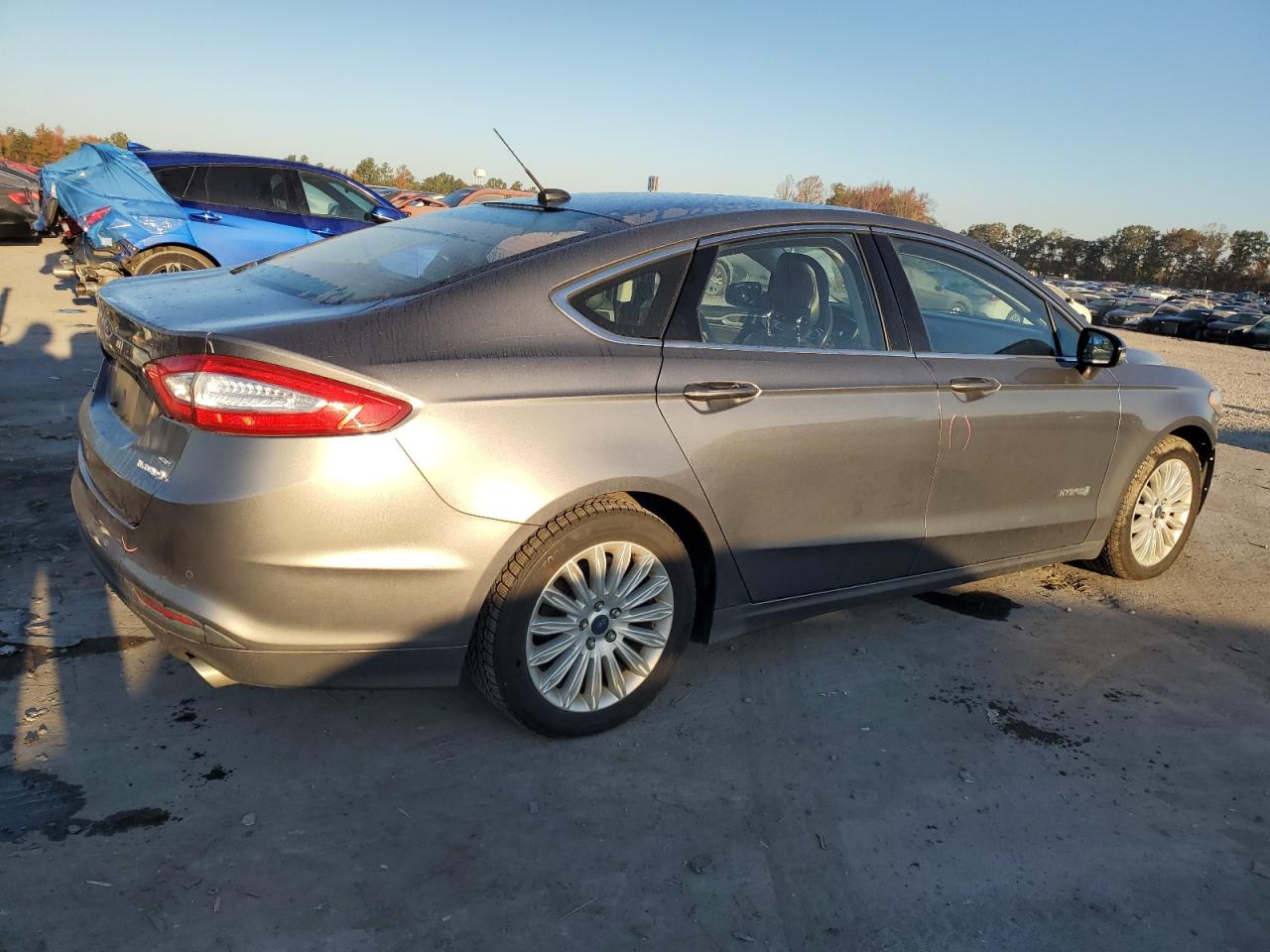 2014 Ford Fusion VIN 3FA6P0LU2ER373770 Copart auction photo, all over damage thumbnail 3