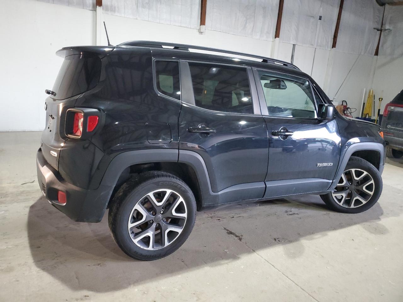 2018 Jeep Renegade VIN ZACCJBBB4JPH73537 Copart auction photo, front end / side damage thumbnail 3