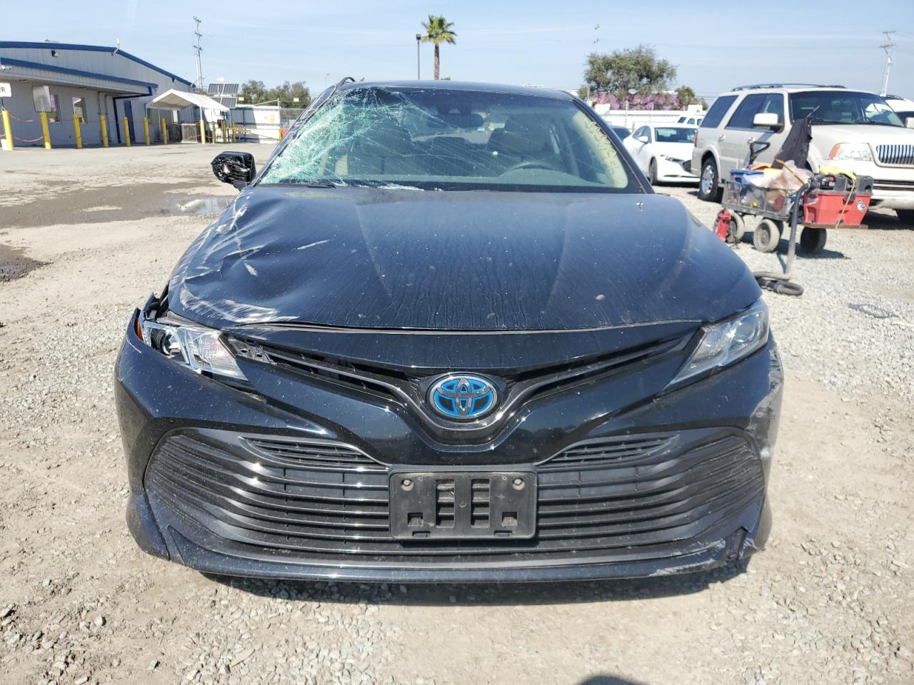 2018 Toyota Camry VIN 4T1B31HKXJU004302 Copart auction photo, all over damage thumbnail 5