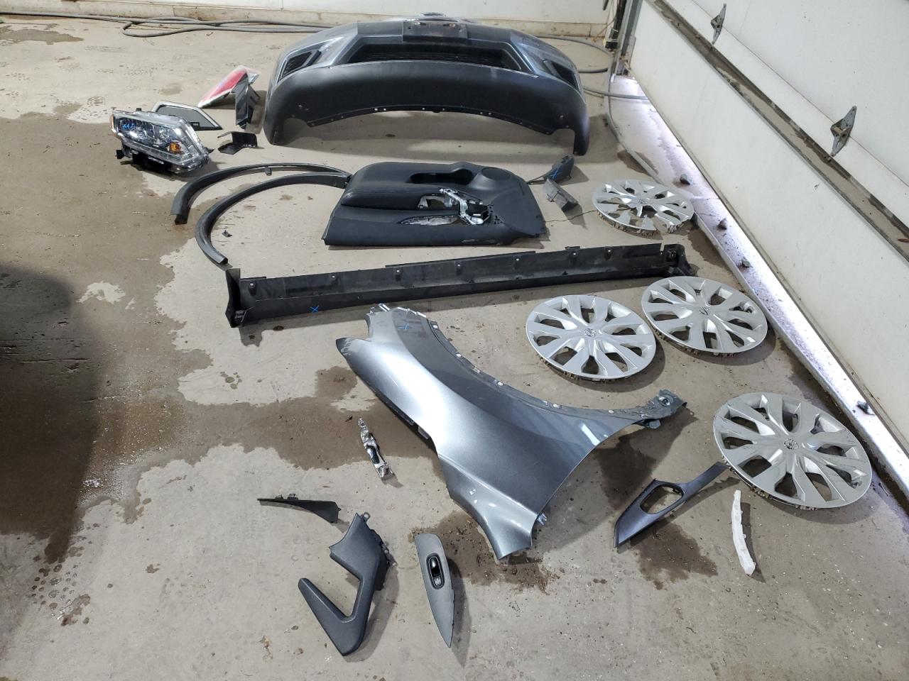 2015 Nissan Rogue VIN KNMAT2MVXFP579186 Copart auction photo, side / front end damage thumbnail 15