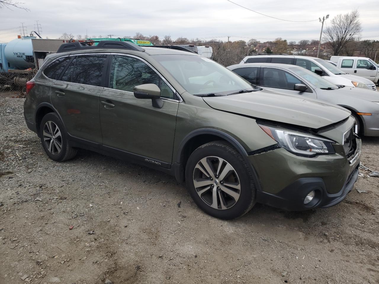 2018 Subaru Outback VIN 4S4BSAKC4J3382125 Copart auction photo, front end / rear end damage thumbnail 4
