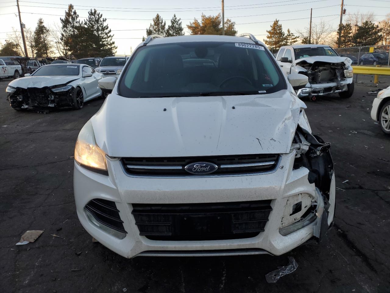 2016 Ford Escape VIN 1FMCU9J97GUB28558 Copart auction photo, front end damage thumbnail 5