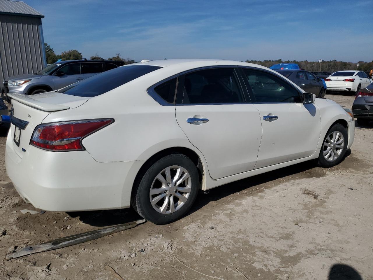 2014 Nissan Altima VIN 1N4AL3AP6EC425694 Copart auction photo, front end damage thumbnail 3