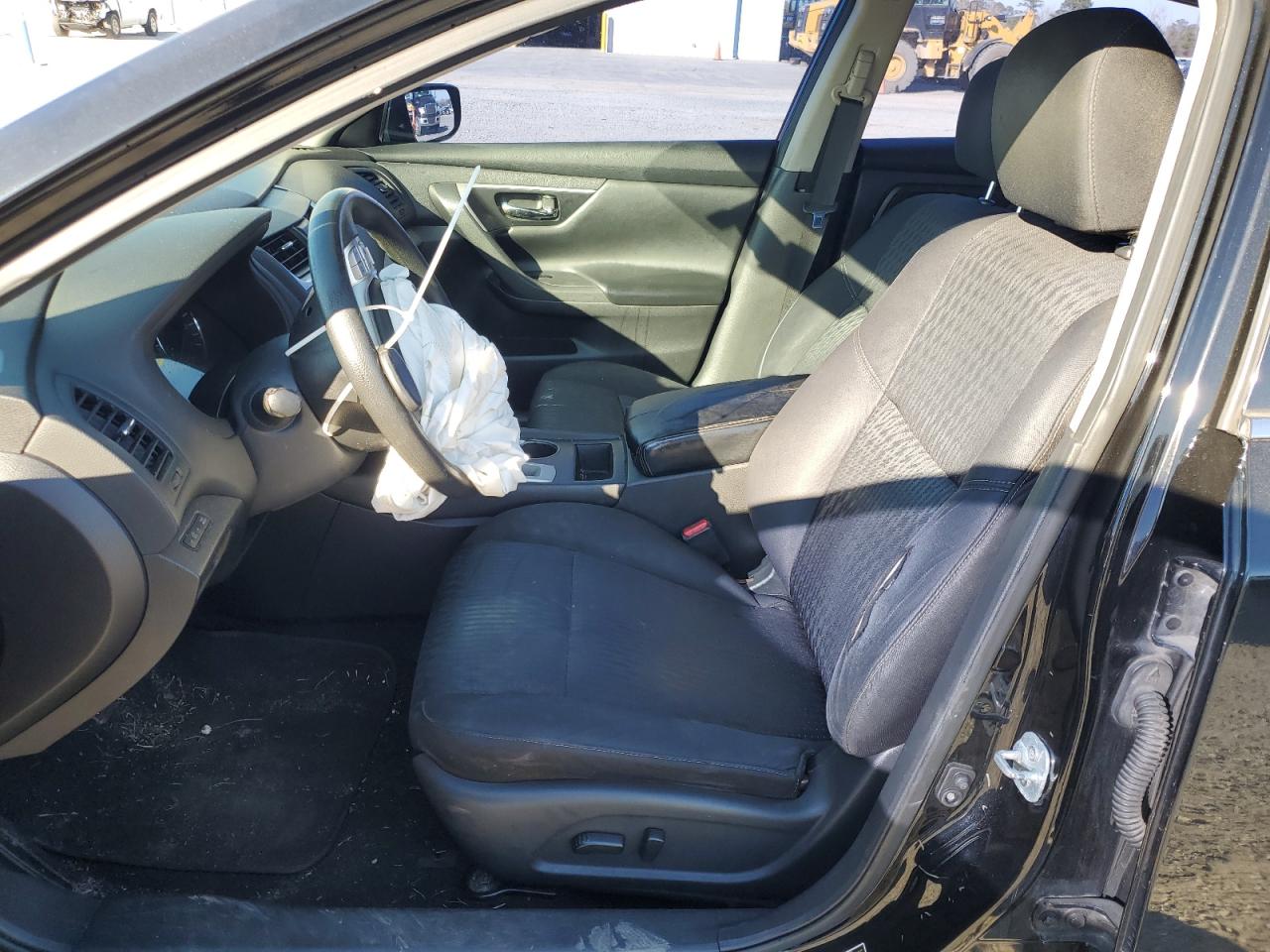 2016 Nissan Altima VIN 1N4AL3AP2GC240688 Copart auction photo, front end damage thumbnail 7