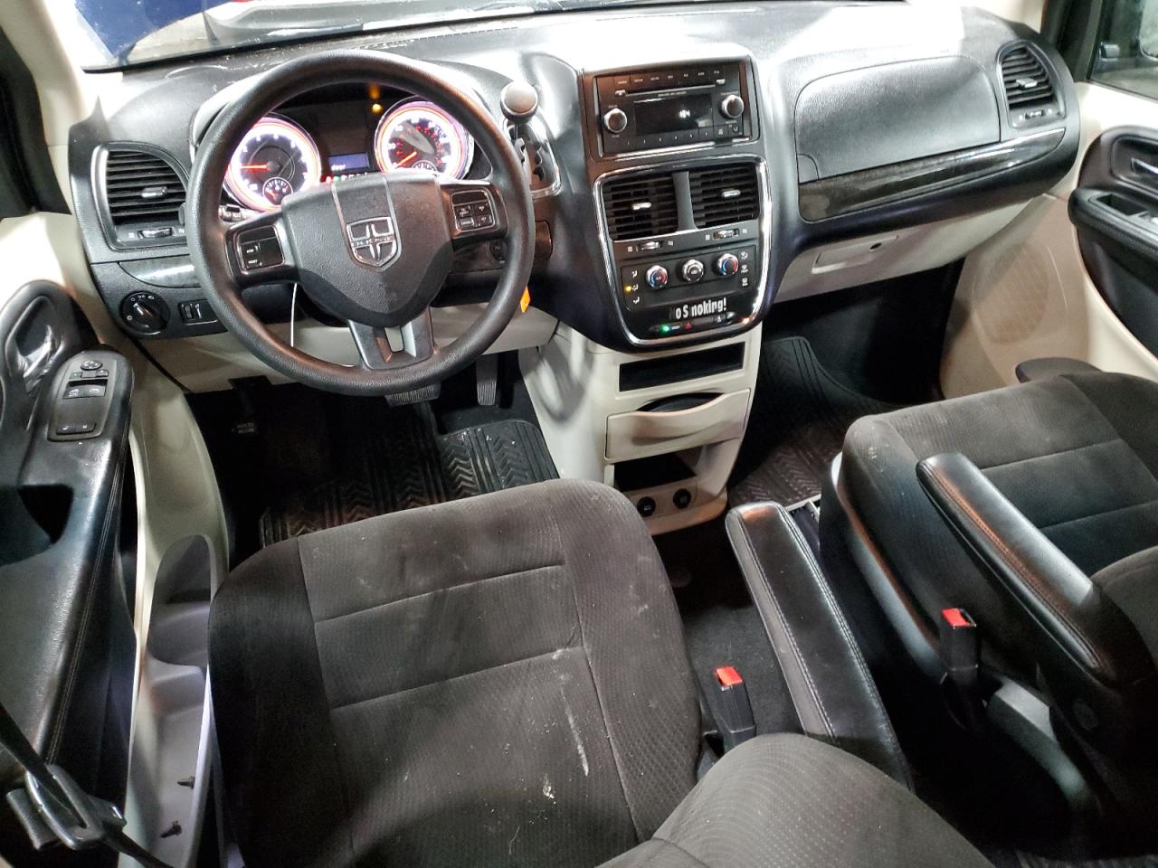 2012 Dodge Caravan VIN 2C4RDGBG4CR343337 Copart auction photo, front end damage thumbnail 8