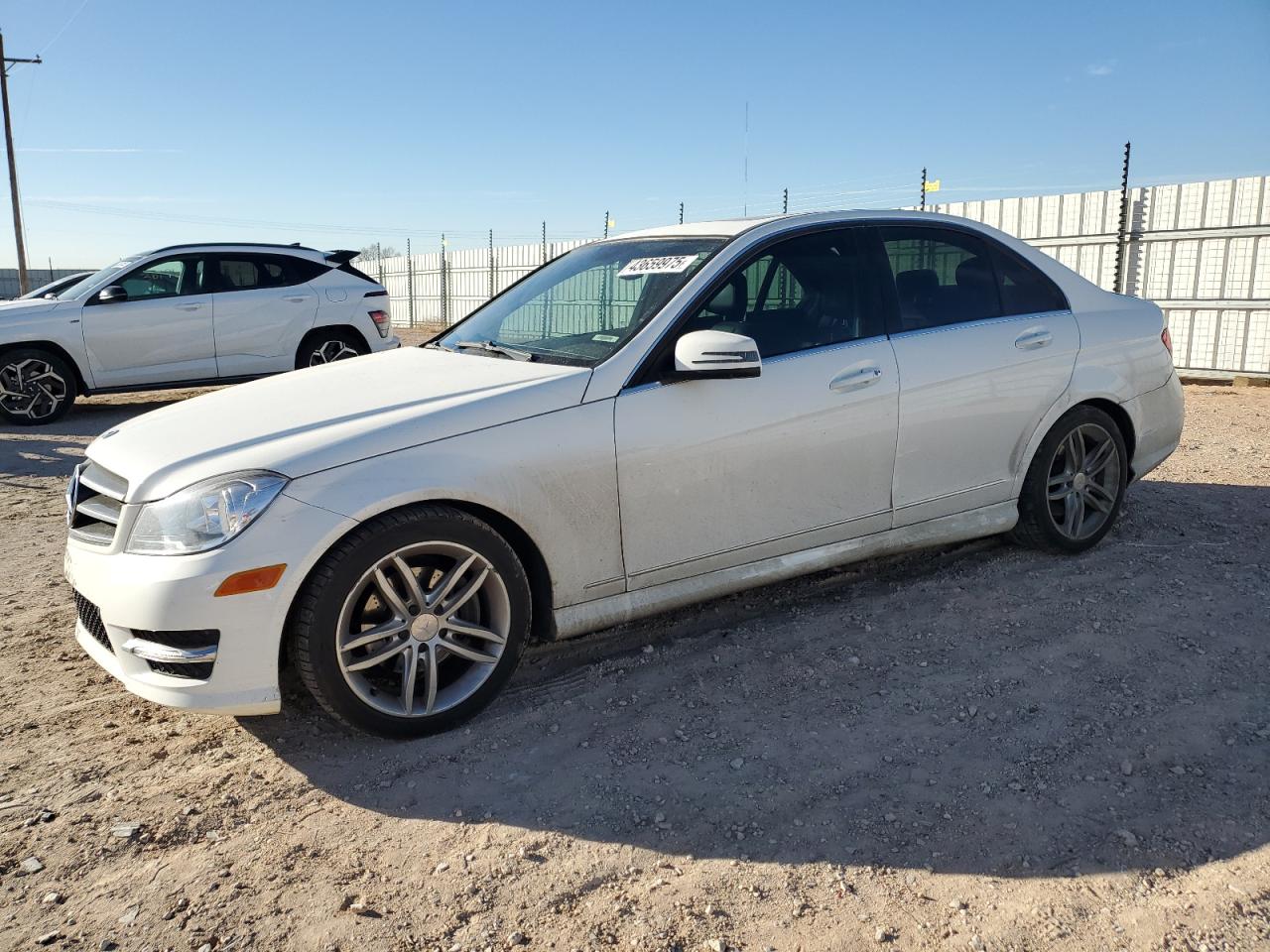 2014 Mercedes-Benz C-klasse VIN WDDGF4HB7ER306115