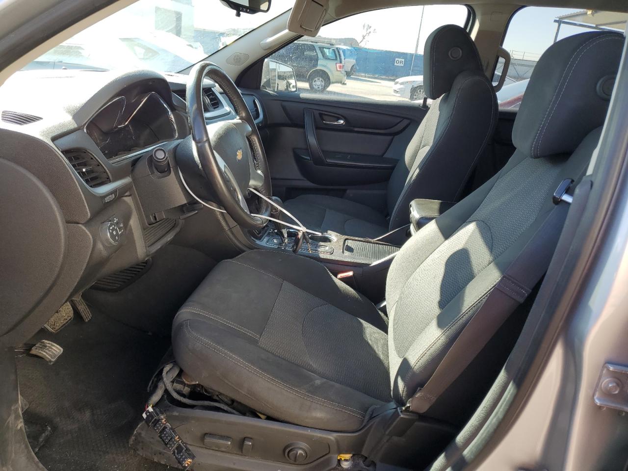 2017 Chevrolet Traverse VIN 1GNKRGKD9HJ294602 Copart auction photo, front end damage thumbnail 7