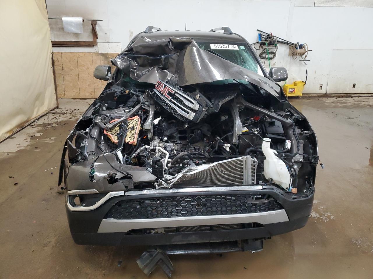 2019 GMC Acadia VIN 1GKKNULS0KZ265082 Copart auction photo, front end / mechanical damage thumbnail 5