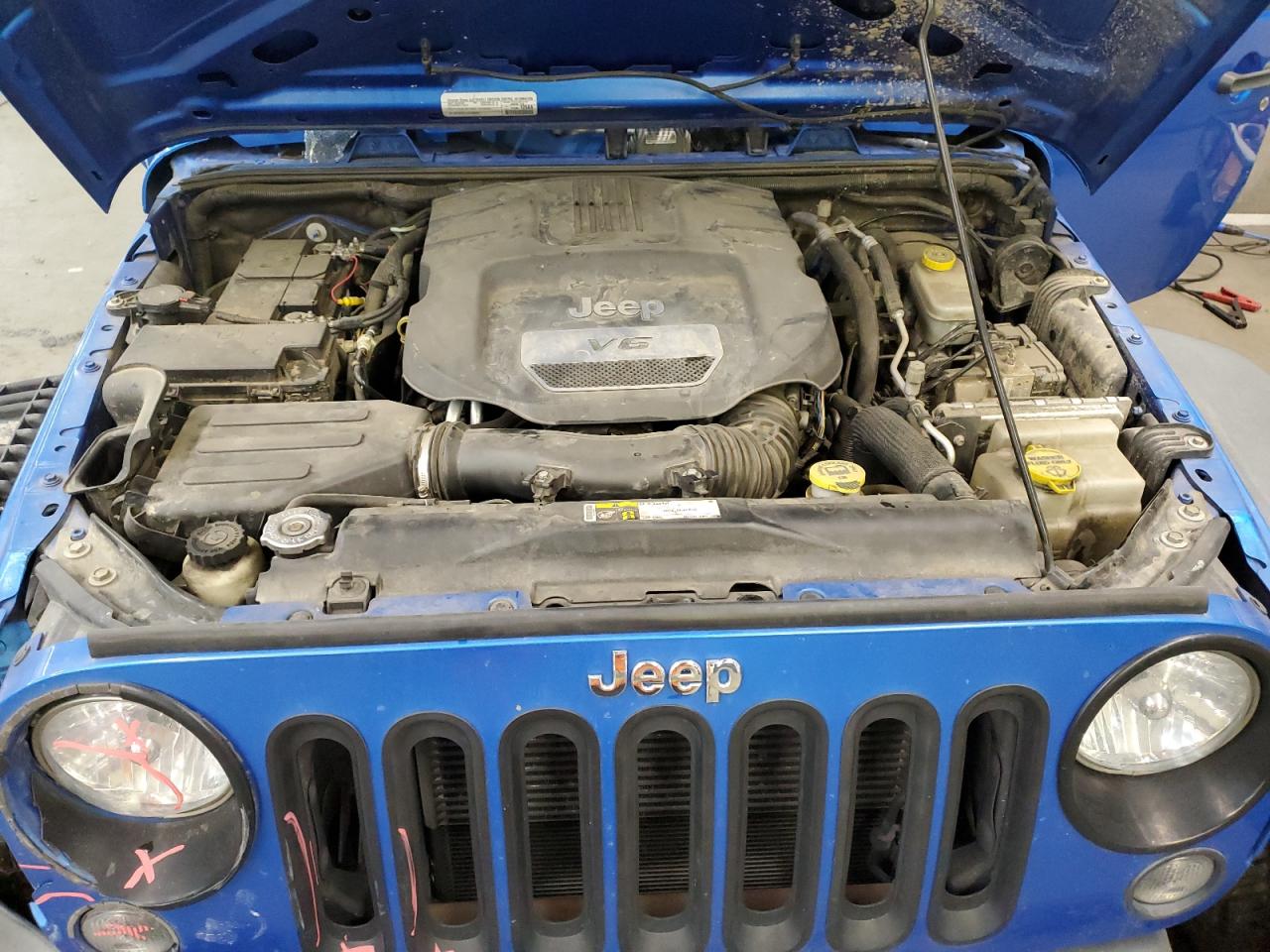 2015 Jeep Wrangler VIN 1C4BJWDG2FL598938 Copart auction photo, front end / side damage thumbnail 12