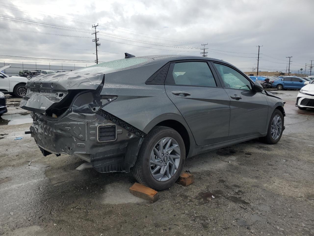 2024 Hyundai Elantra VIN KMHLM4DJ1RU119737 Copart auction photo, front end / rear end damage thumbnail 3