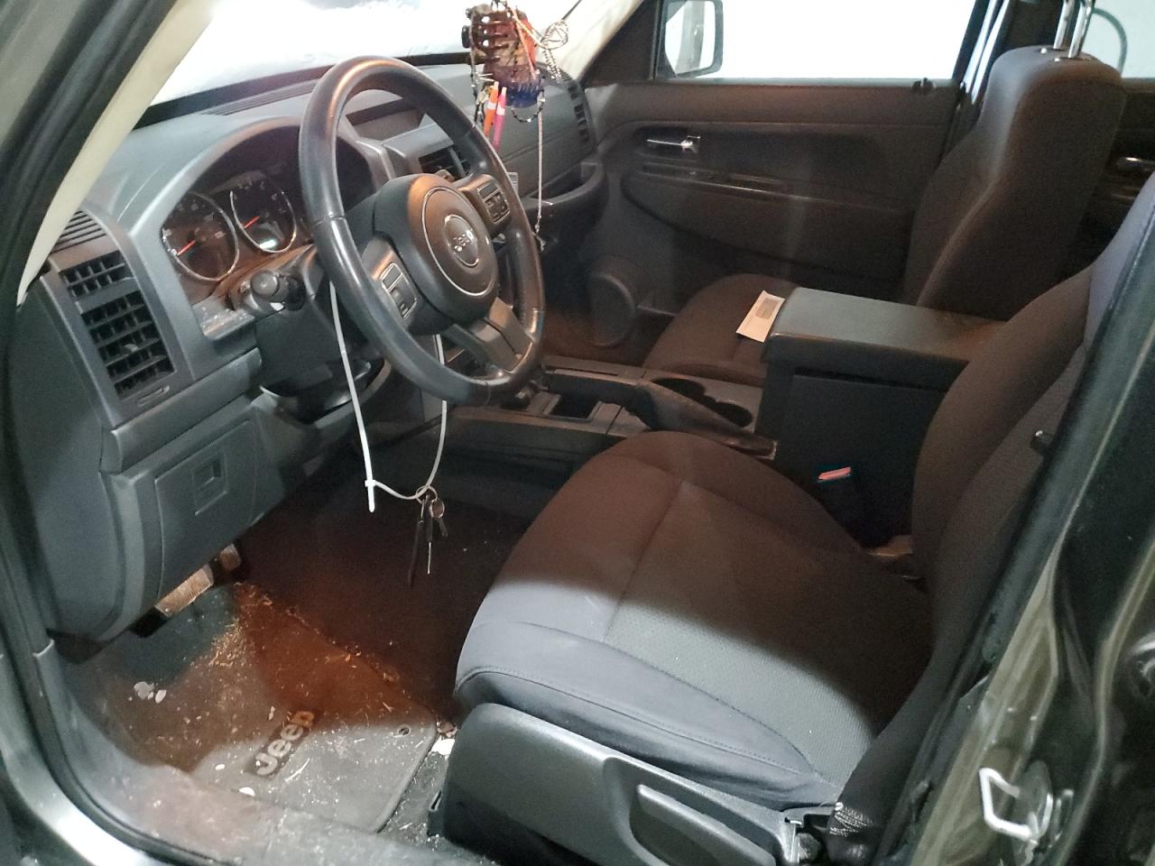 2012 Jeep Liberty (North America) VIN 1C4PJMAK5CW139643 Copart auction photo, side damage thumbnail 7