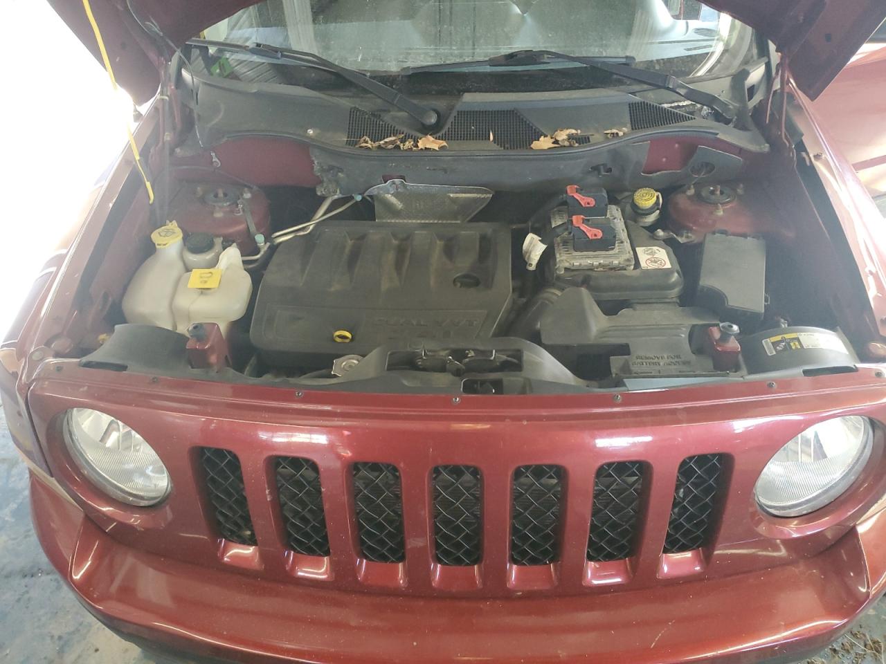 2015 Jeep Liberty (Patriot) VIN 1C4NJRBB5FD105513 Copart auction photo, burn - engine / mechanical damage thumbnail 12