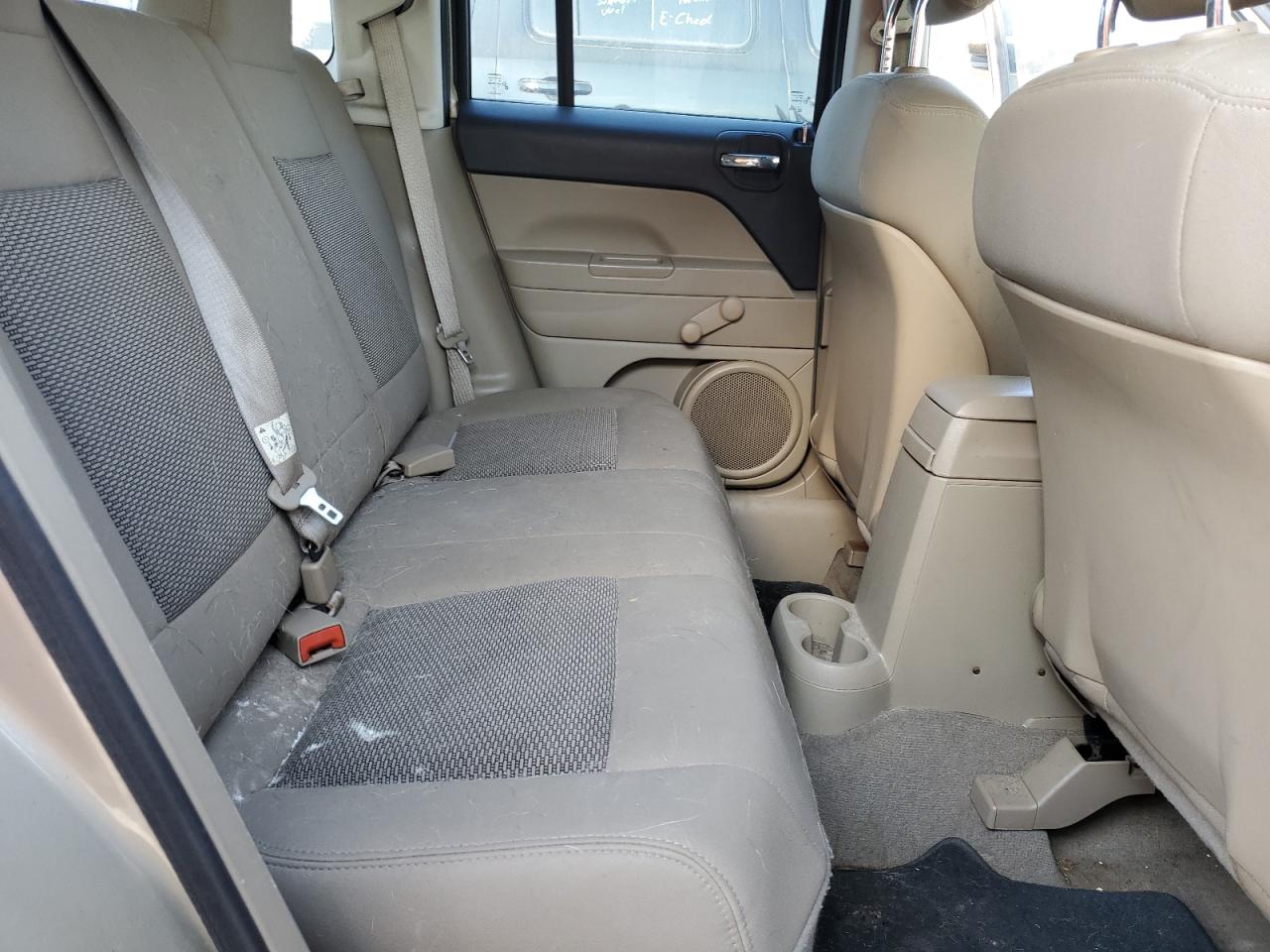 2010 Jeep Liberty (Patriot) VIN 1J4NT2GB4AD503020 Copart auction photo, minor dent/scratches damage thumbnail 10