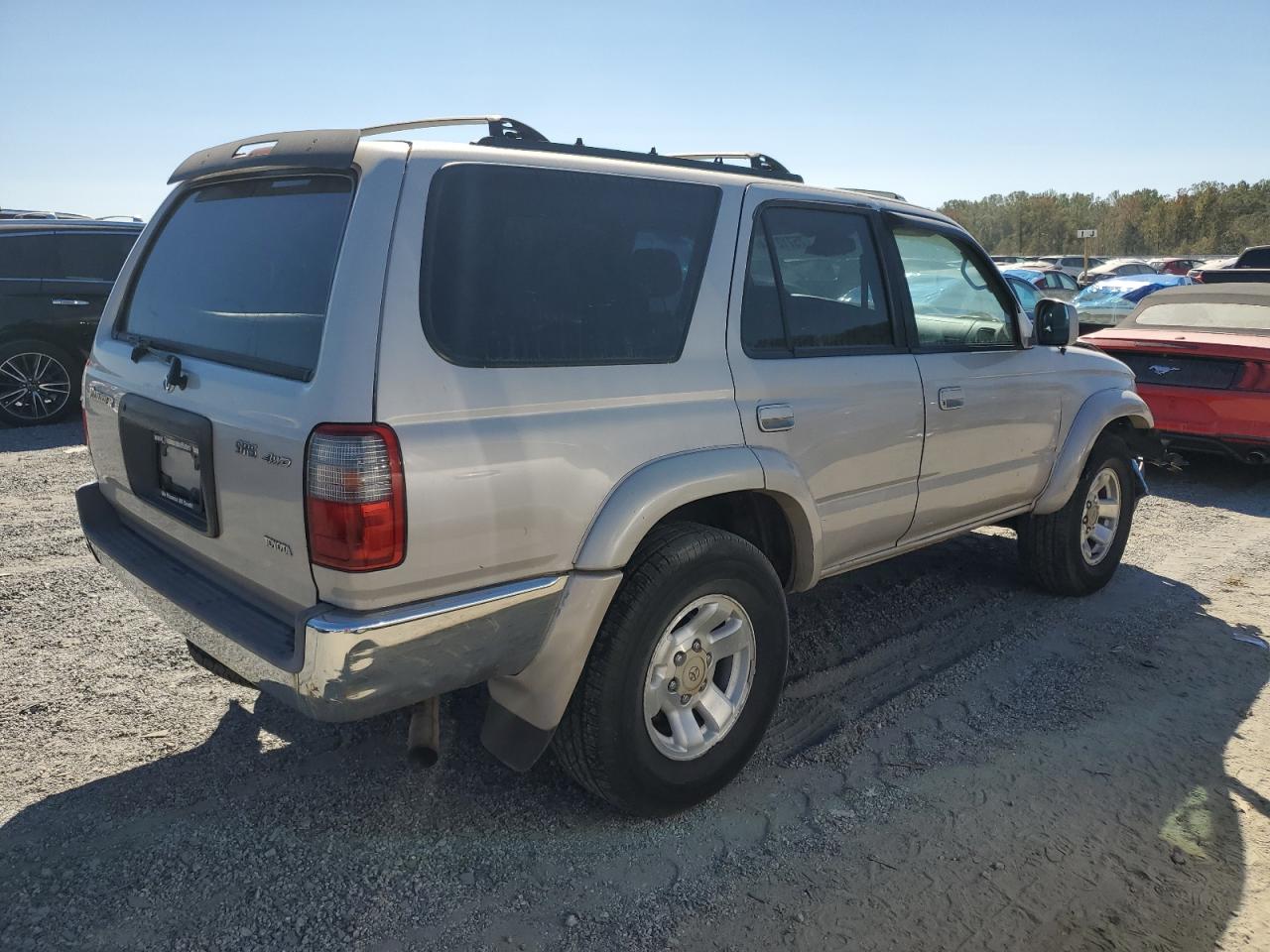 2000 Toyota 4Runner VIN JT3HN86R0Y0295559 Copart auction photo, front end damage thumbnail 3