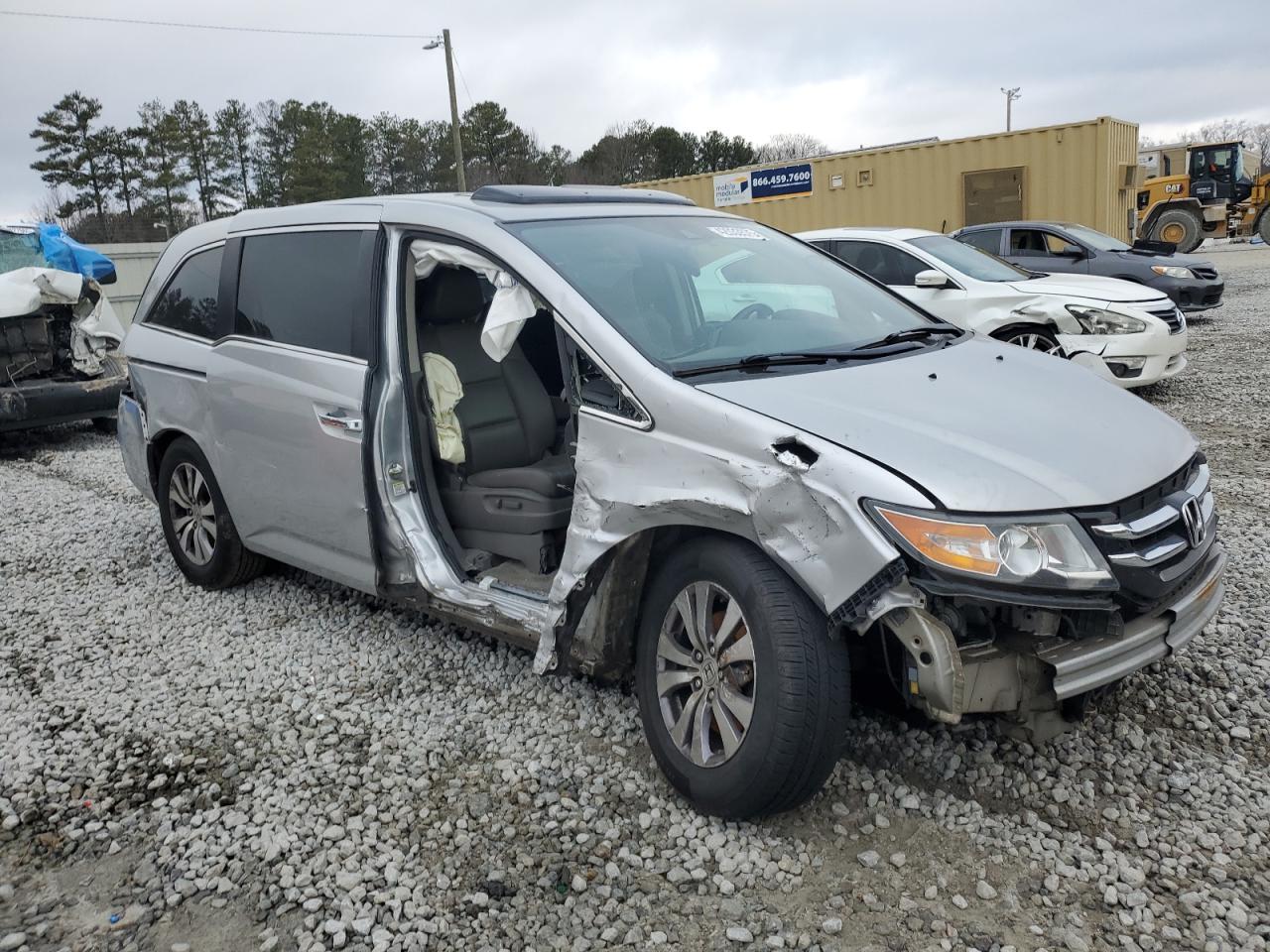 2015 Honda Odyssey VIN 5FNRL5H66FB079298 Copart auction photo, all over damage thumbnail 4