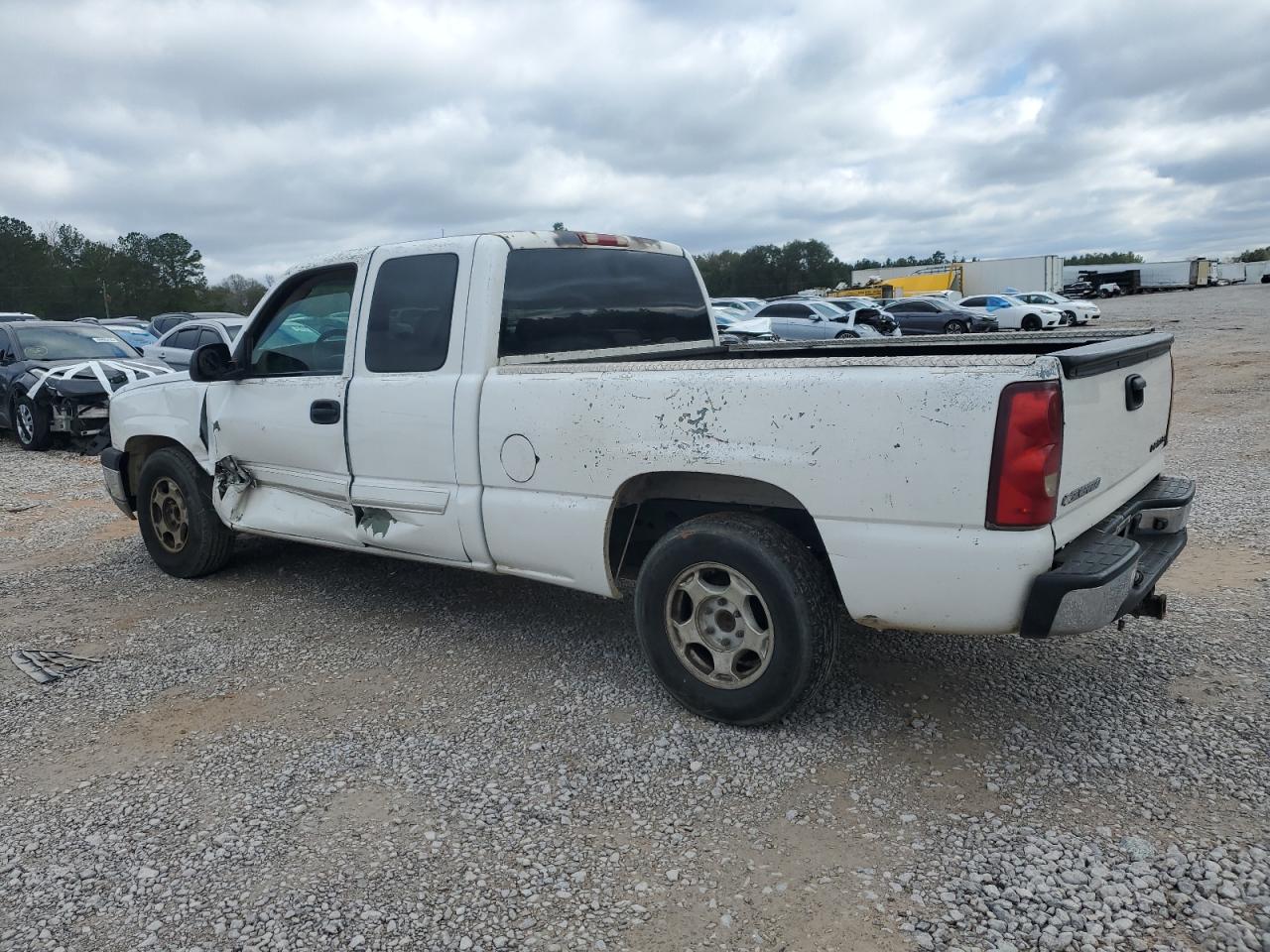 2003 Chevrolet Silverado VIN 2GCEC19T131327094 Copart auction photo, side damage thumbnail 2
