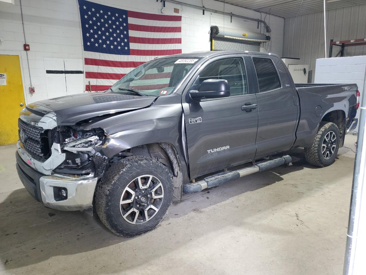 2018 Toyota Tundra VIN 5TFUY5F13JX701082