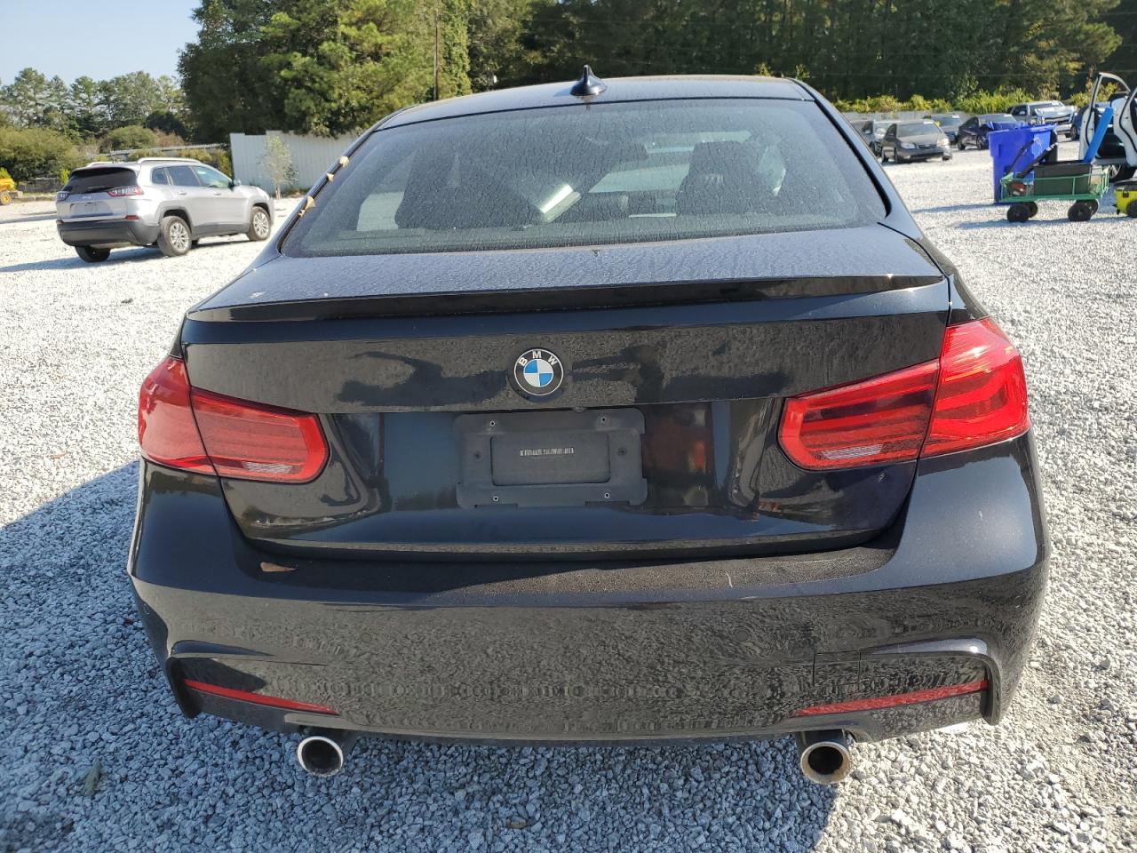 2016 BMW 3er VIN WBA8B3G52GNT92036 Copart auction photo, front end damage thumbnail 6
