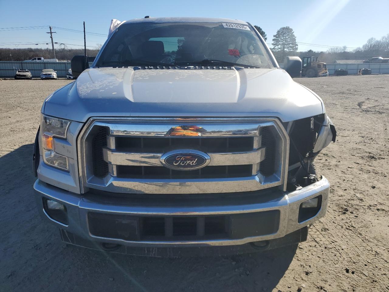 2017 Ford F-150 VIN 1FTEW1EG4HFB23213 Copart auction photo, front end / minor dent/scratches damage thumbnail 5