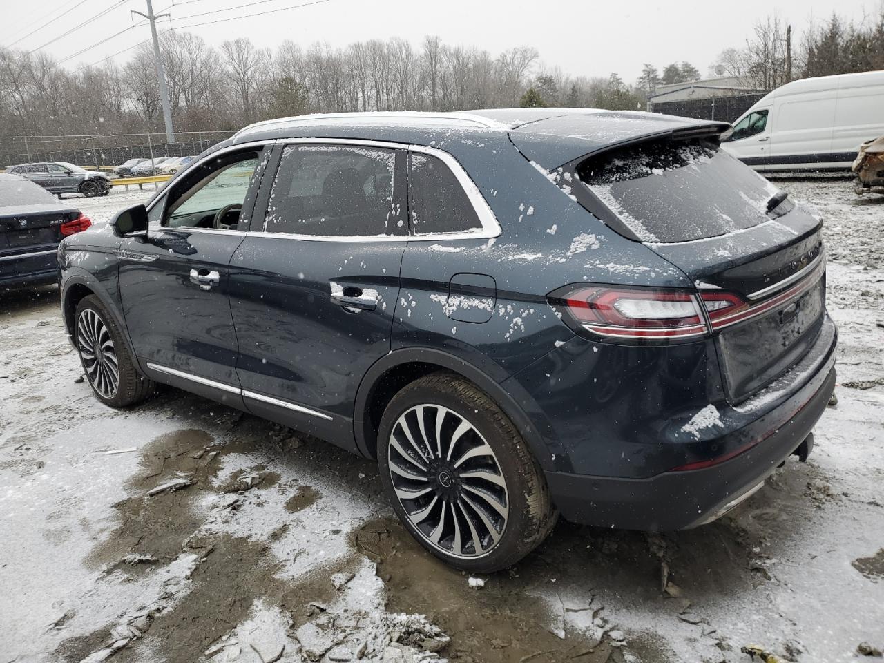 2022 Lincoln Nautilus VIN 2LMPJ9JP4NBL16406 Copart auction photo, front end damage thumbnail 2